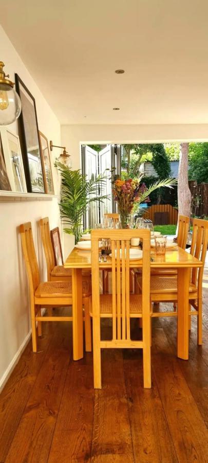 Casa de férias Stylish 3 Bedroom Townhouse In Brockley With Large Garden