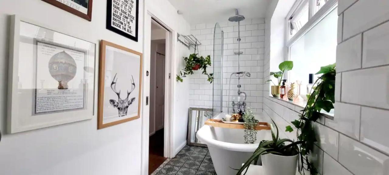 Stylish 3 Bedroom Townhouse In Brockley With Large Garden Casa de férias Londres