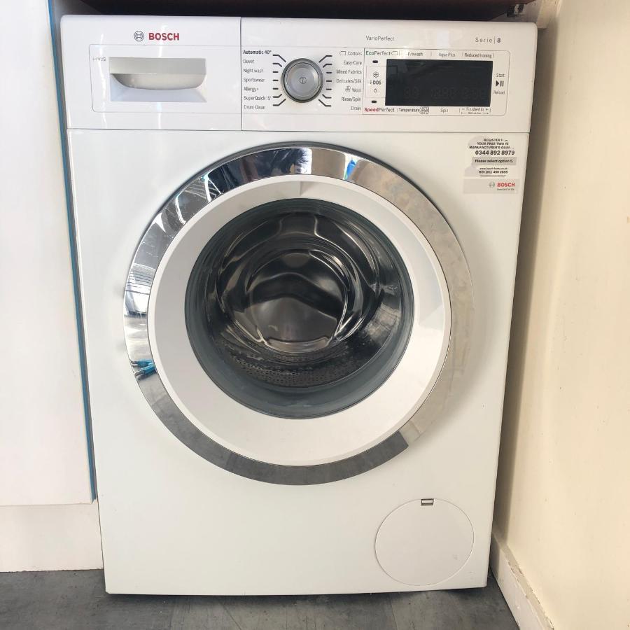 2 Bedroom, Near Station, Fast Wi-fi, Free Parking! Appartement