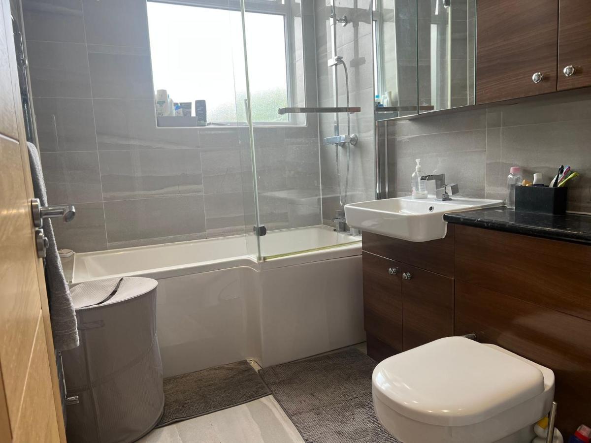Habitación en casa particular Deluxe Near Tottenham Hotspur Stadium Londres