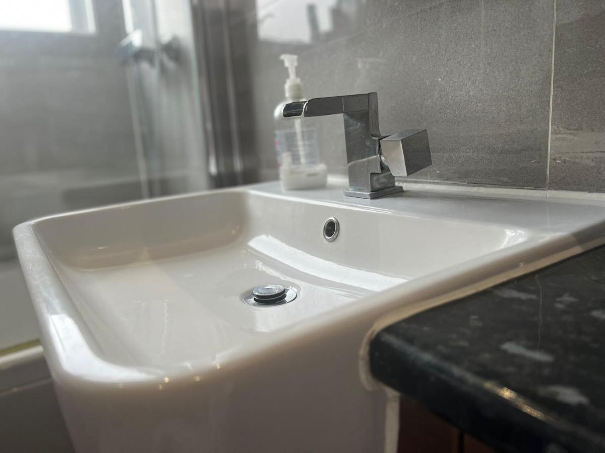 Deluxe Near Tottenham Hotspur Stadium Habitación en casa particular *