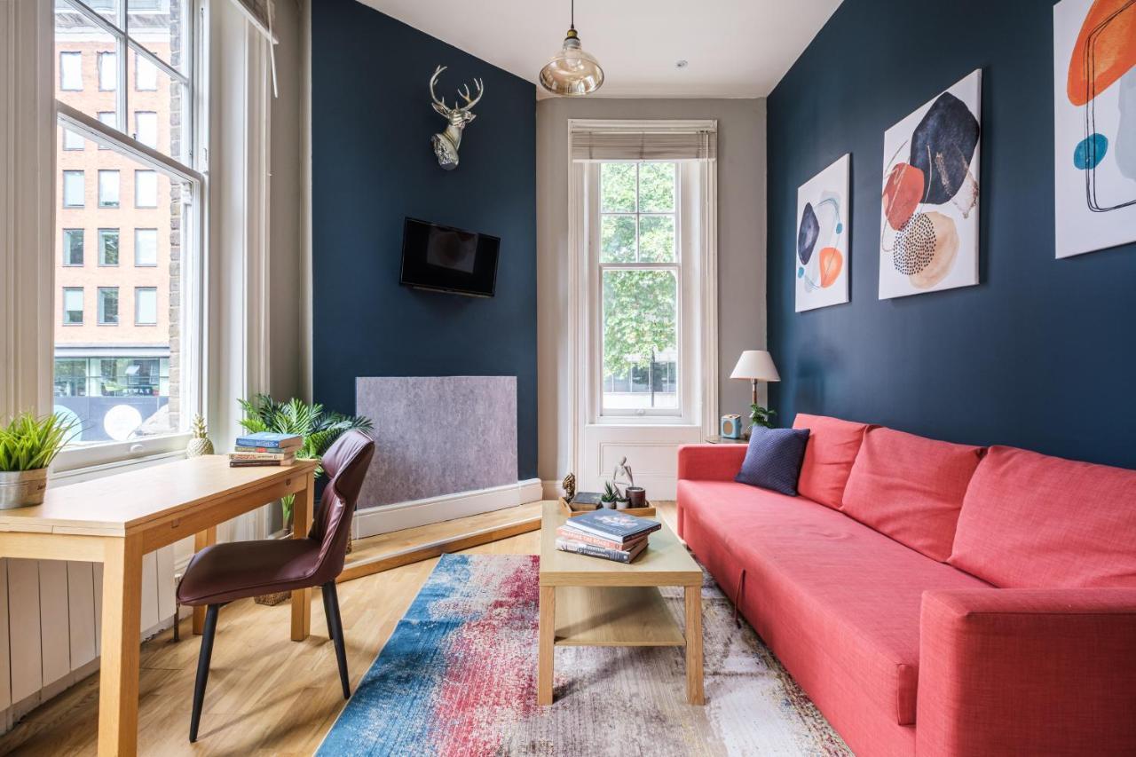 Sunny Corner In Center Of Appartement