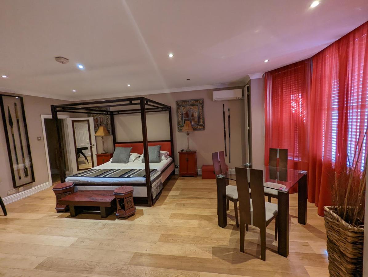 Twenty Nevern Square Hotel 4*