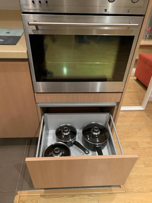 Appartement Stunning 2 Bed Flat! Centrally Located In London, Uk!