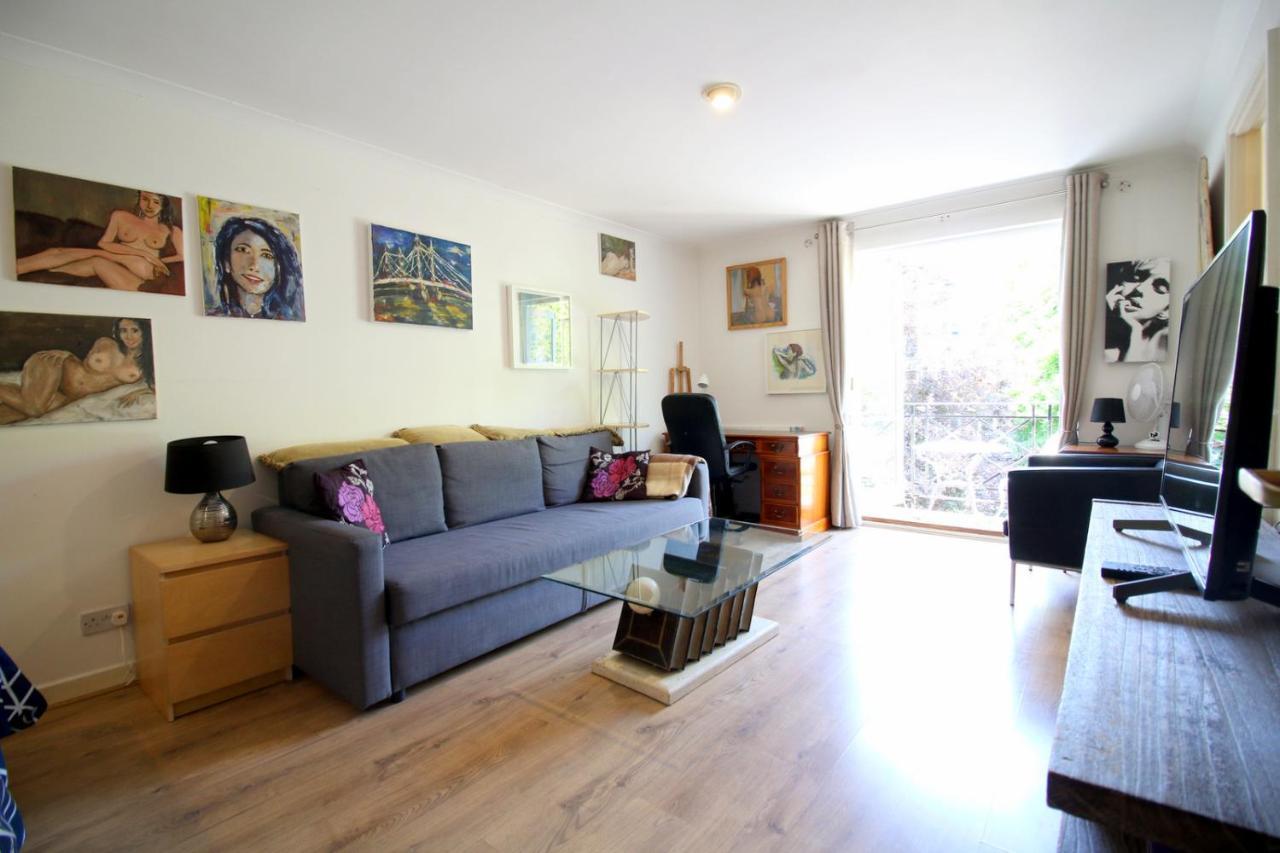 Central Fulham With Parking Apartamento
