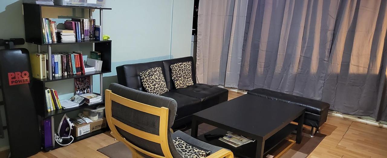 Double In A Cosy Flat In Tooting Homestay London
