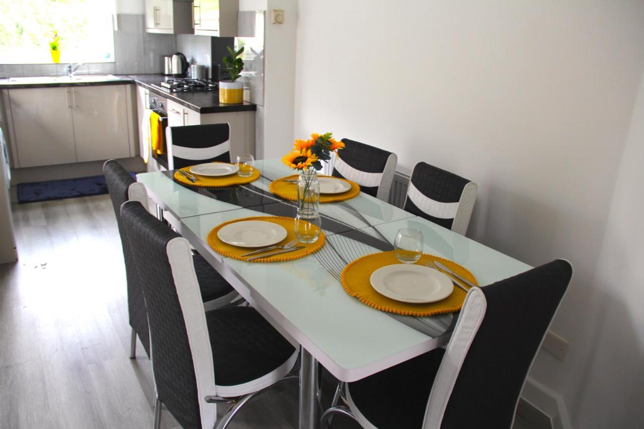Hébergement de vacances Gresham - Close To Excel, Contractors, Relocators, Paid Parking *