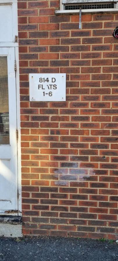 Private In Shares Flat Near Heathrow Airport Appartement Londres