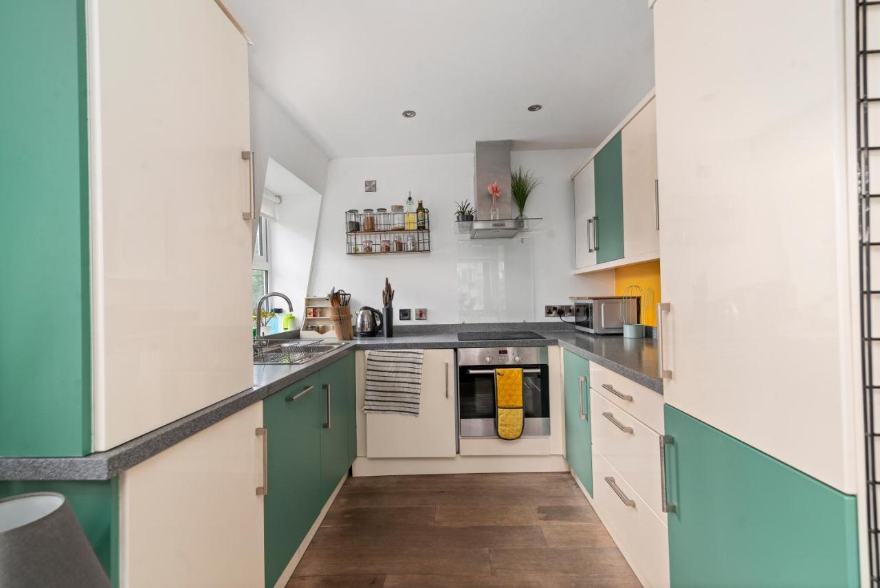 Guestready - Artsy Penthouse In Heart Of The Appartement Londres