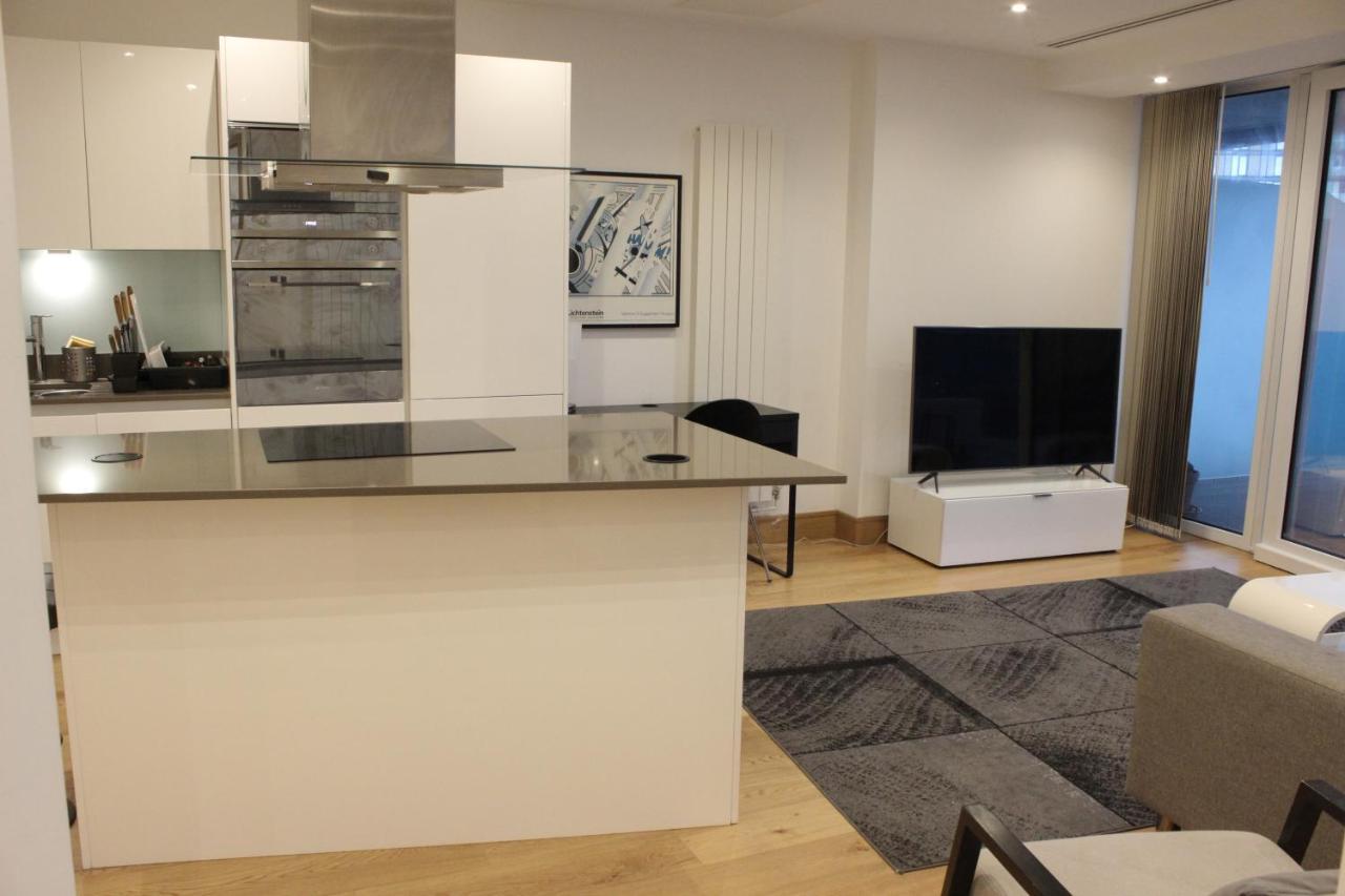 Apartment Luxury Canary Wharf 2 Bed With Panoramic Views