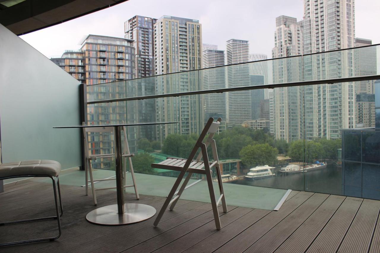 Apartment Luxury Canary Wharf 2 Bed With Panoramic Views London