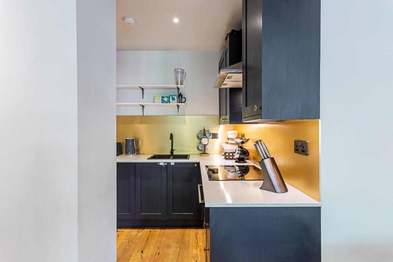 Stunning Modern In The Heart Of Holborn * Londen