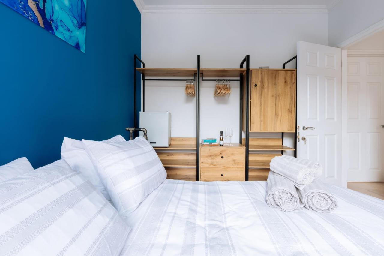 Séjour chez l'habitant Luxury And Bright Bedrooms In Queens Park Londres