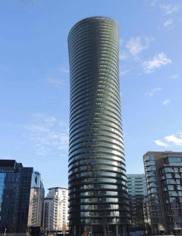 Luxury Canary Wharf 2 Bed With Panoramic Views Apartment London