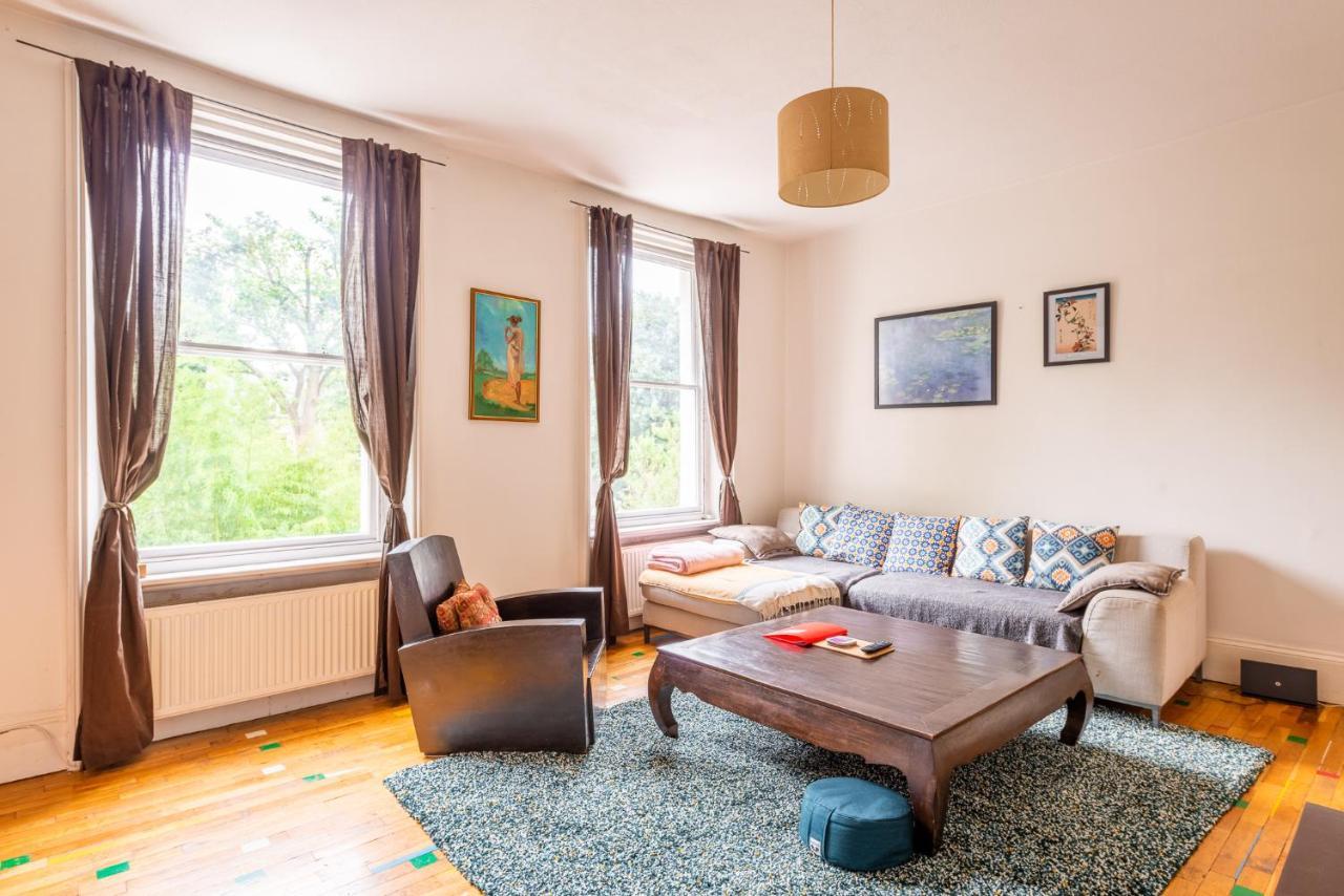Pass The Keys Charming Duplex Flat By Oval * Londres