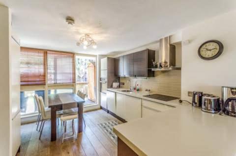 Appartement Super Beautiful Three Bedroom *