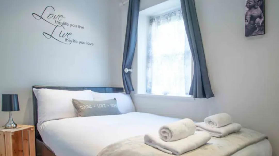 Super Beautiful Three Bedroom Apartamento *