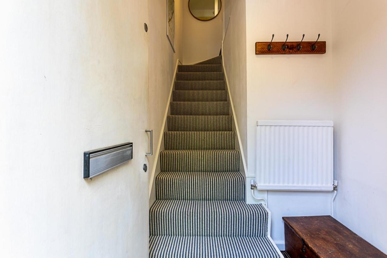 Bright & Cosy One-bed Apartment London
