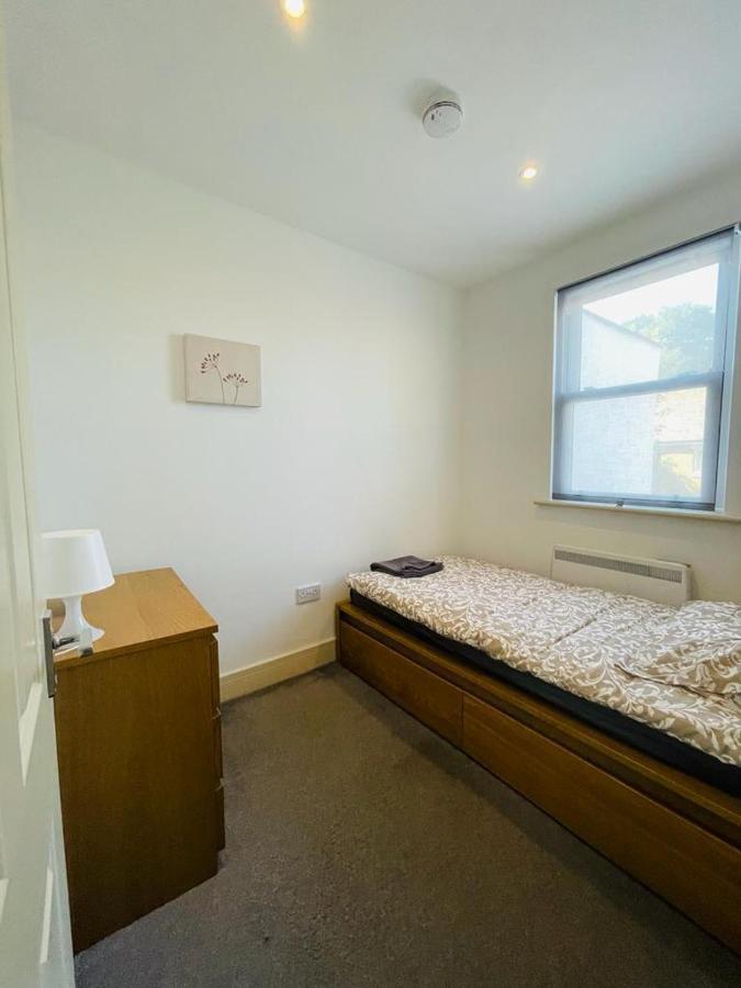 Apartment Lovely 2 Bedroom Serviced In *