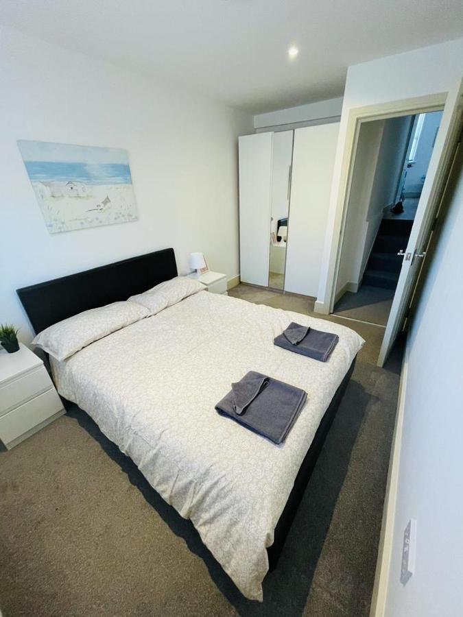 Lovely 2 Bedroom Serviced In Apartment