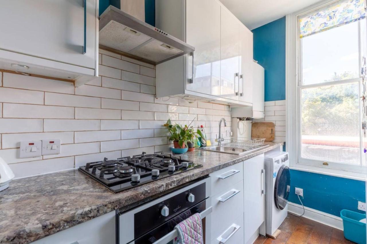Cheerful 1 Bedroom Flat In The Heart Of North Apartamento