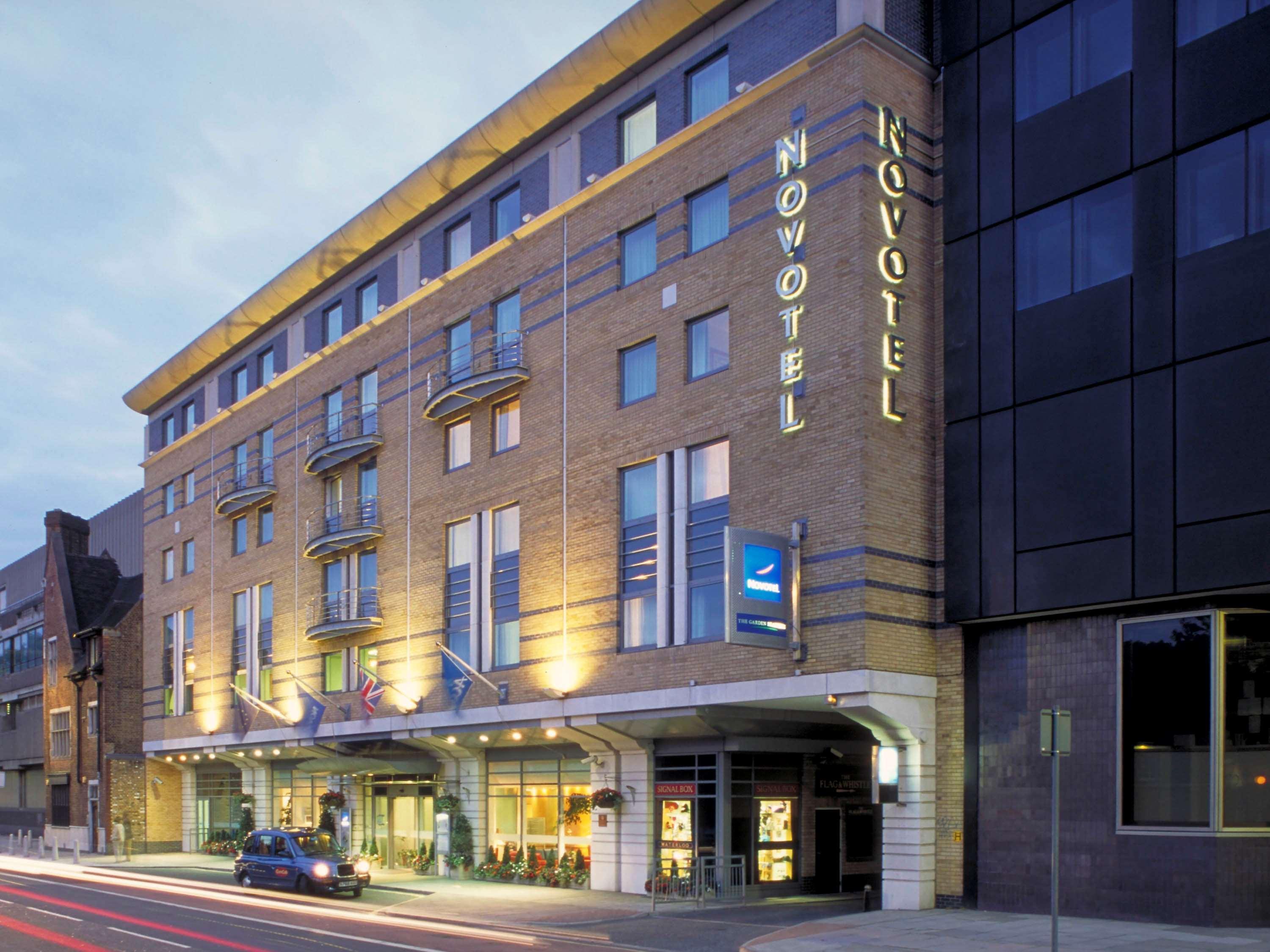 Novotel Waterloo Hotel 4*