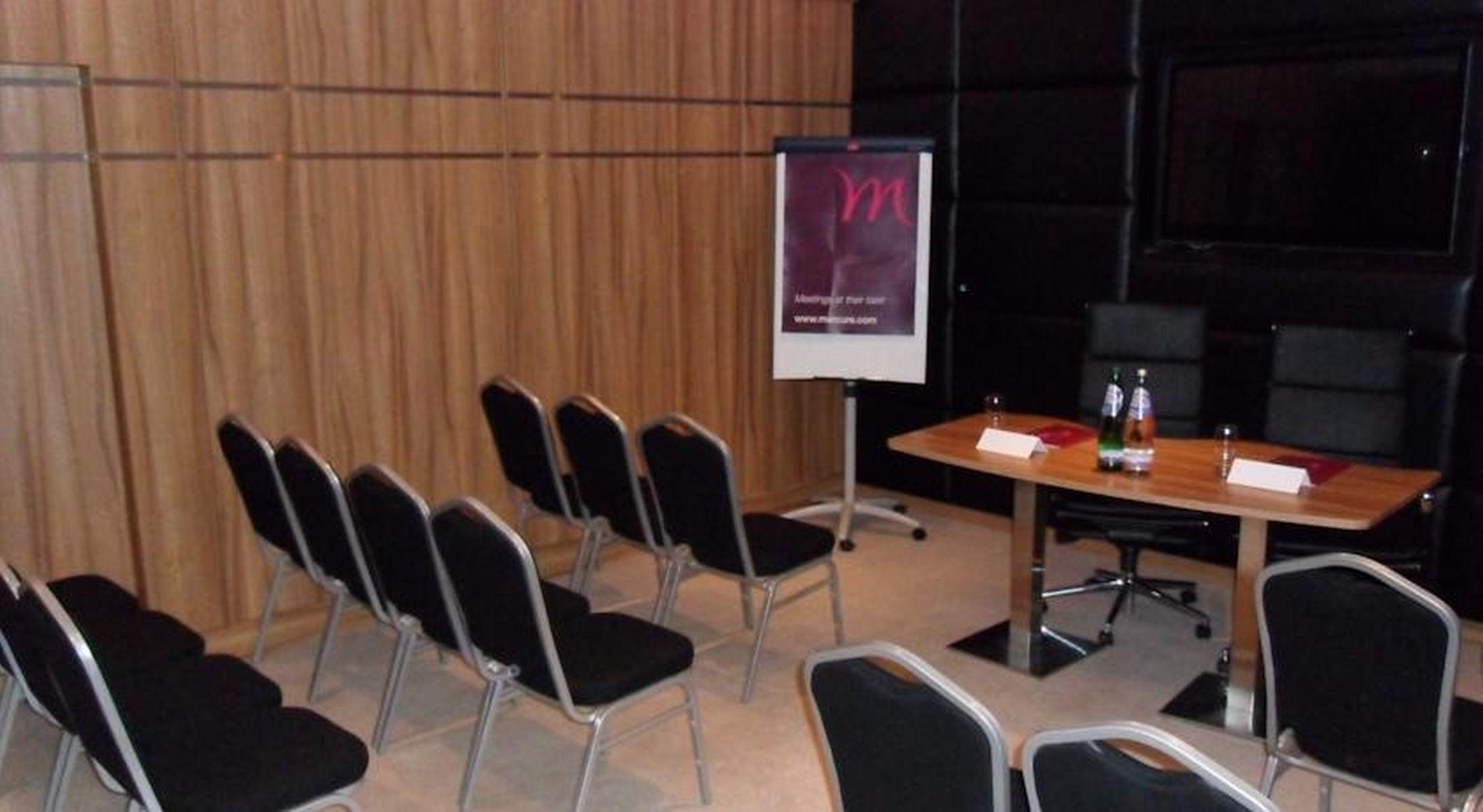 Mercure Bloomsbury Hotel 4*