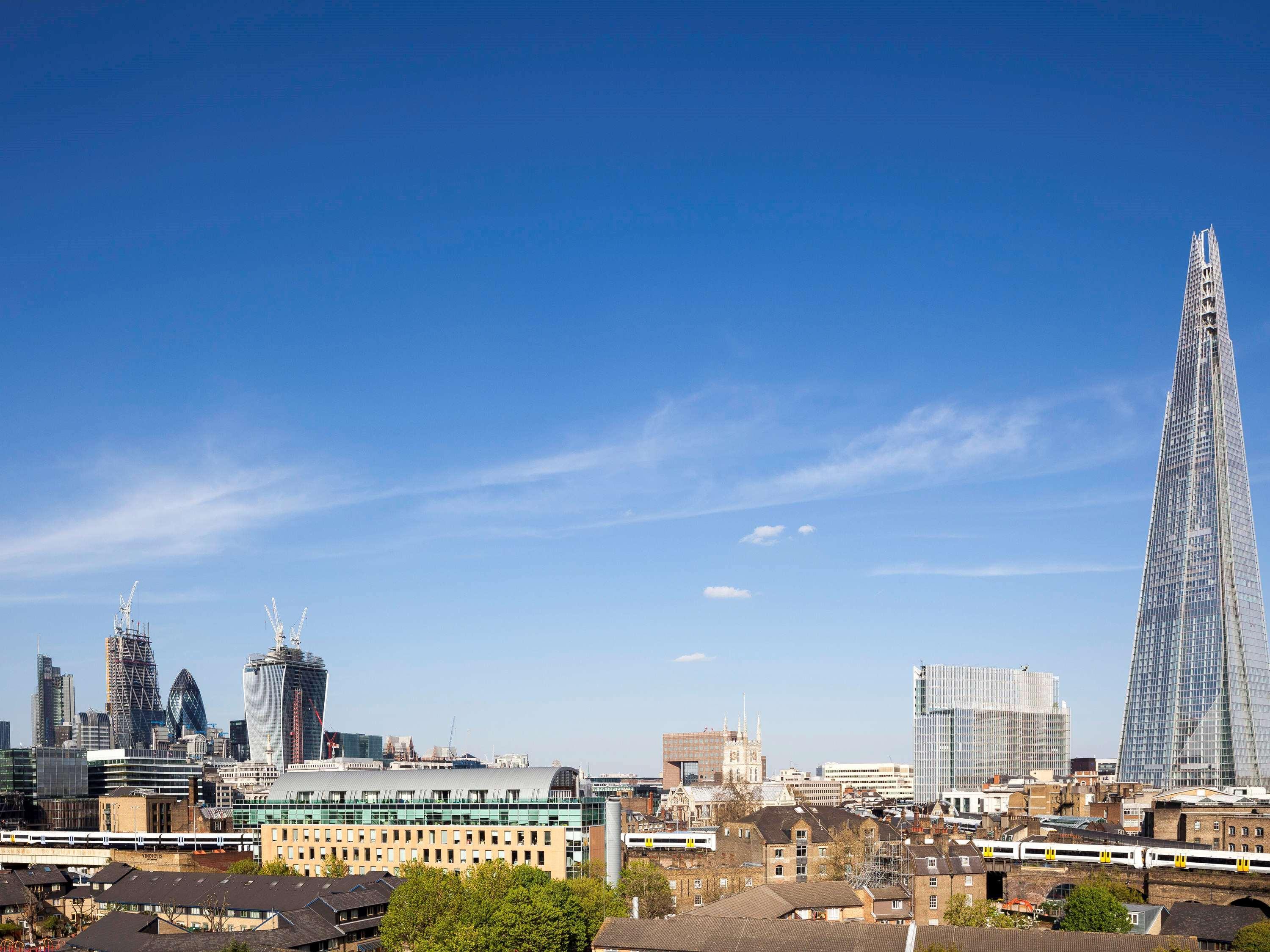 Mercure Bloomsbury Hotel 4*