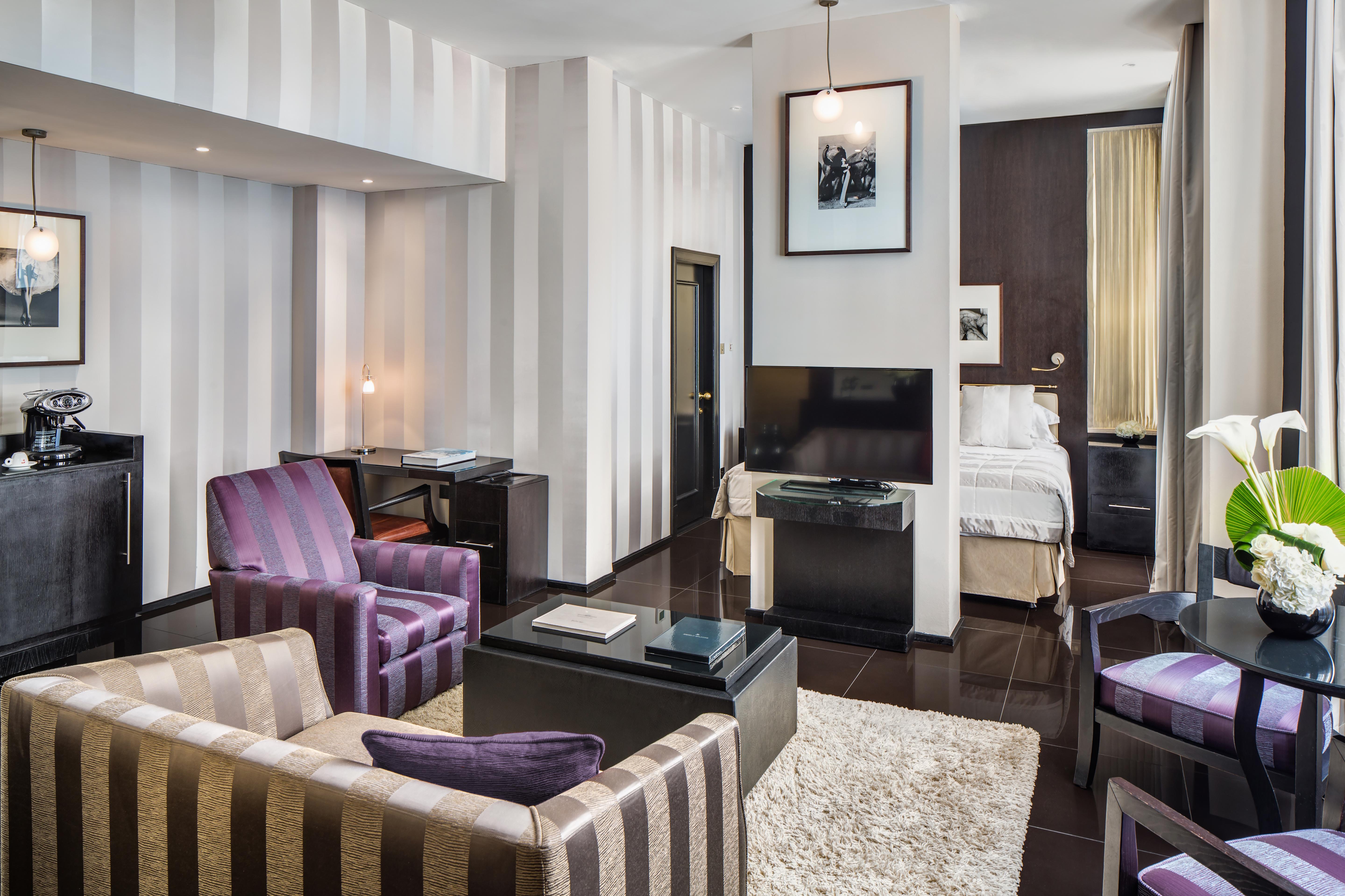 60 Hyde Park Gate Hotel