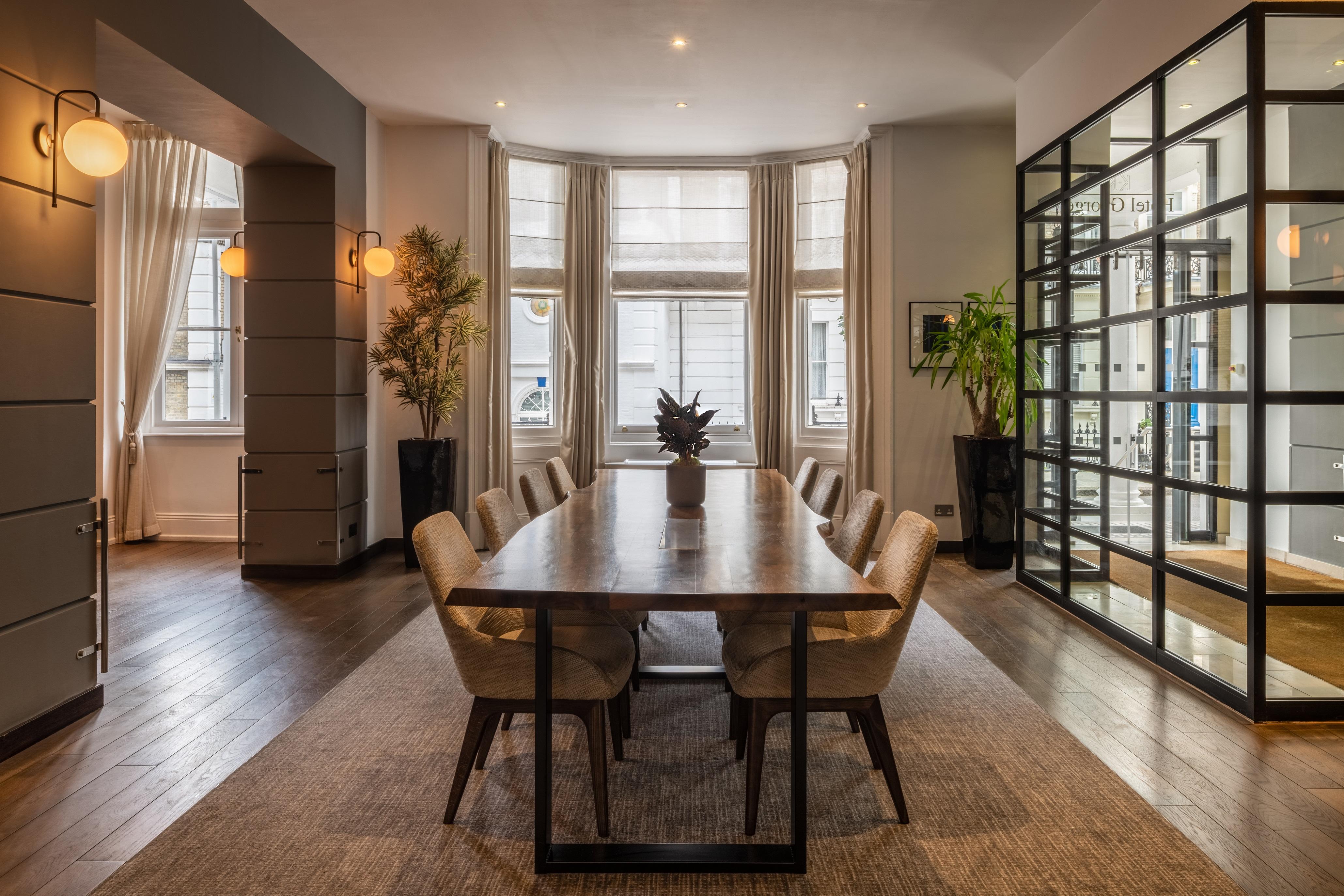 Miiro Templeton Garden Hotel London