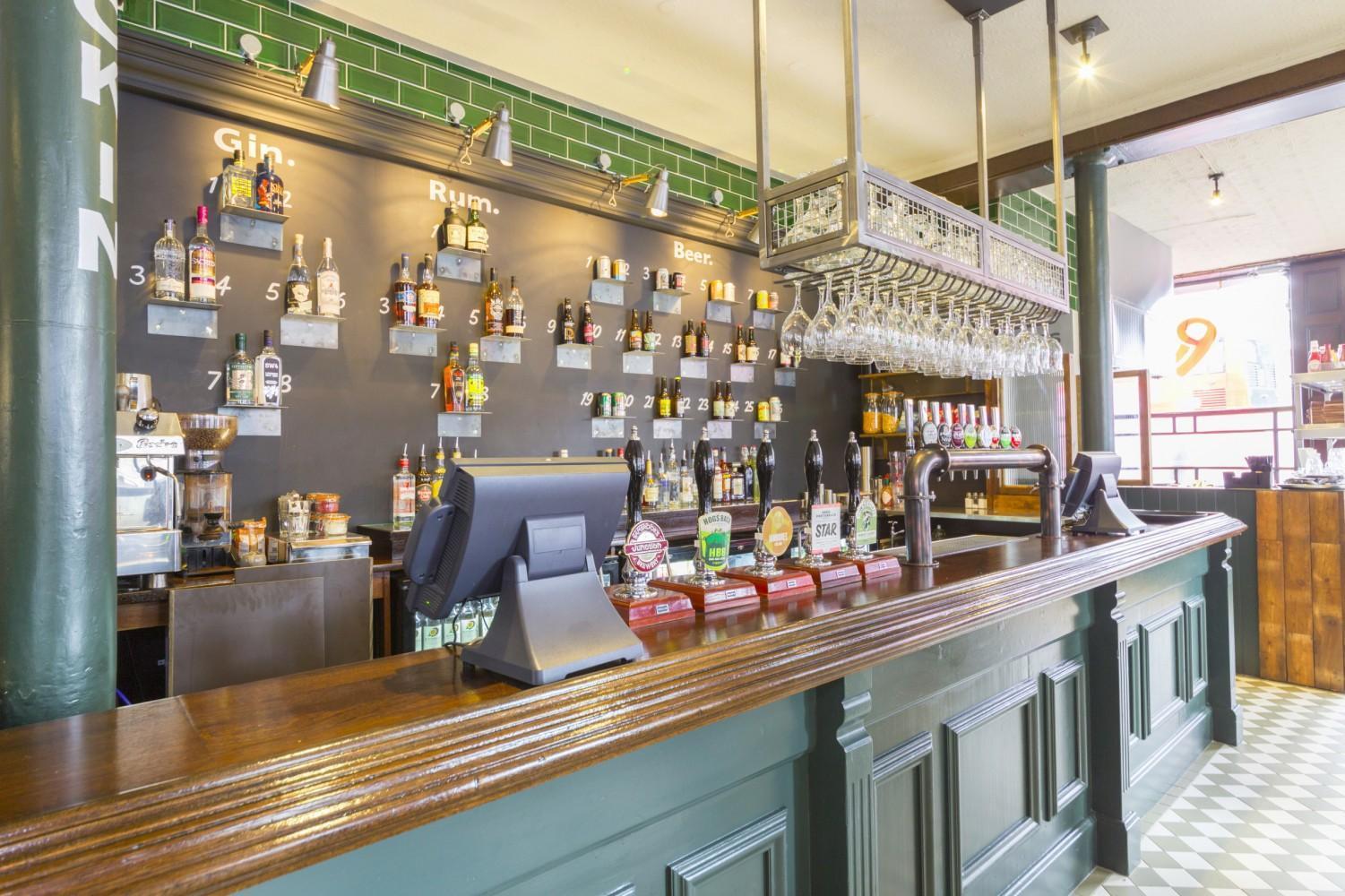 Publove @ The Man, Paddington Albergue *