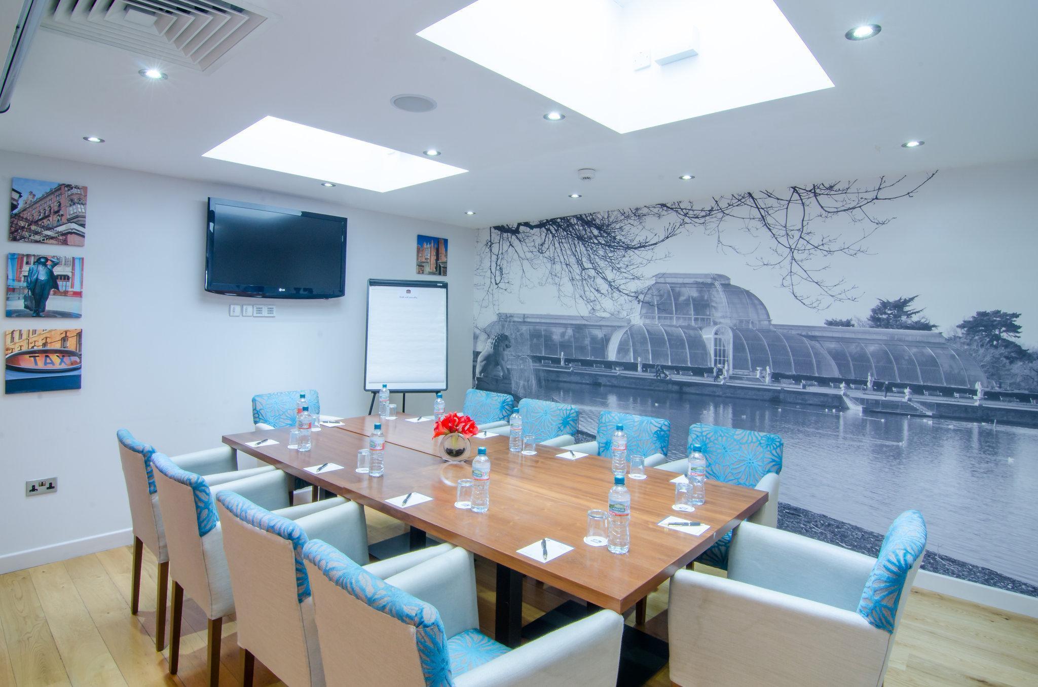 Hotel Seraphine Kensington Olympia 4*