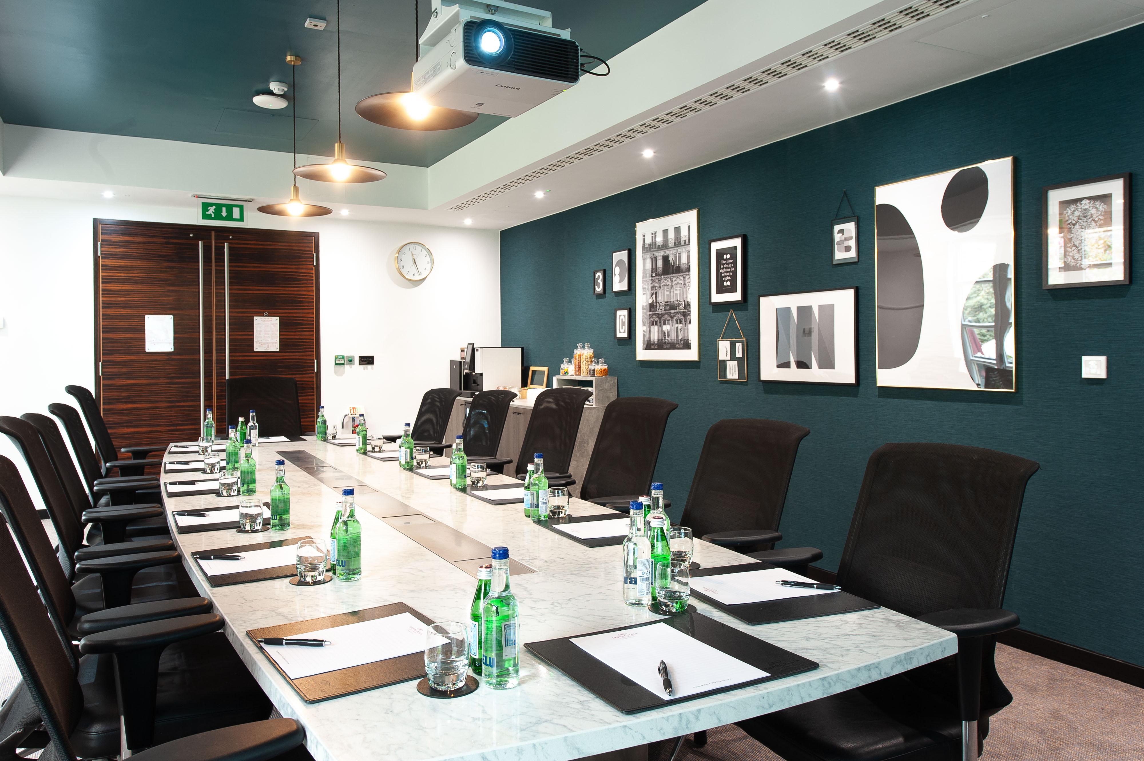 Doubletree By Hilton Kensington Londres