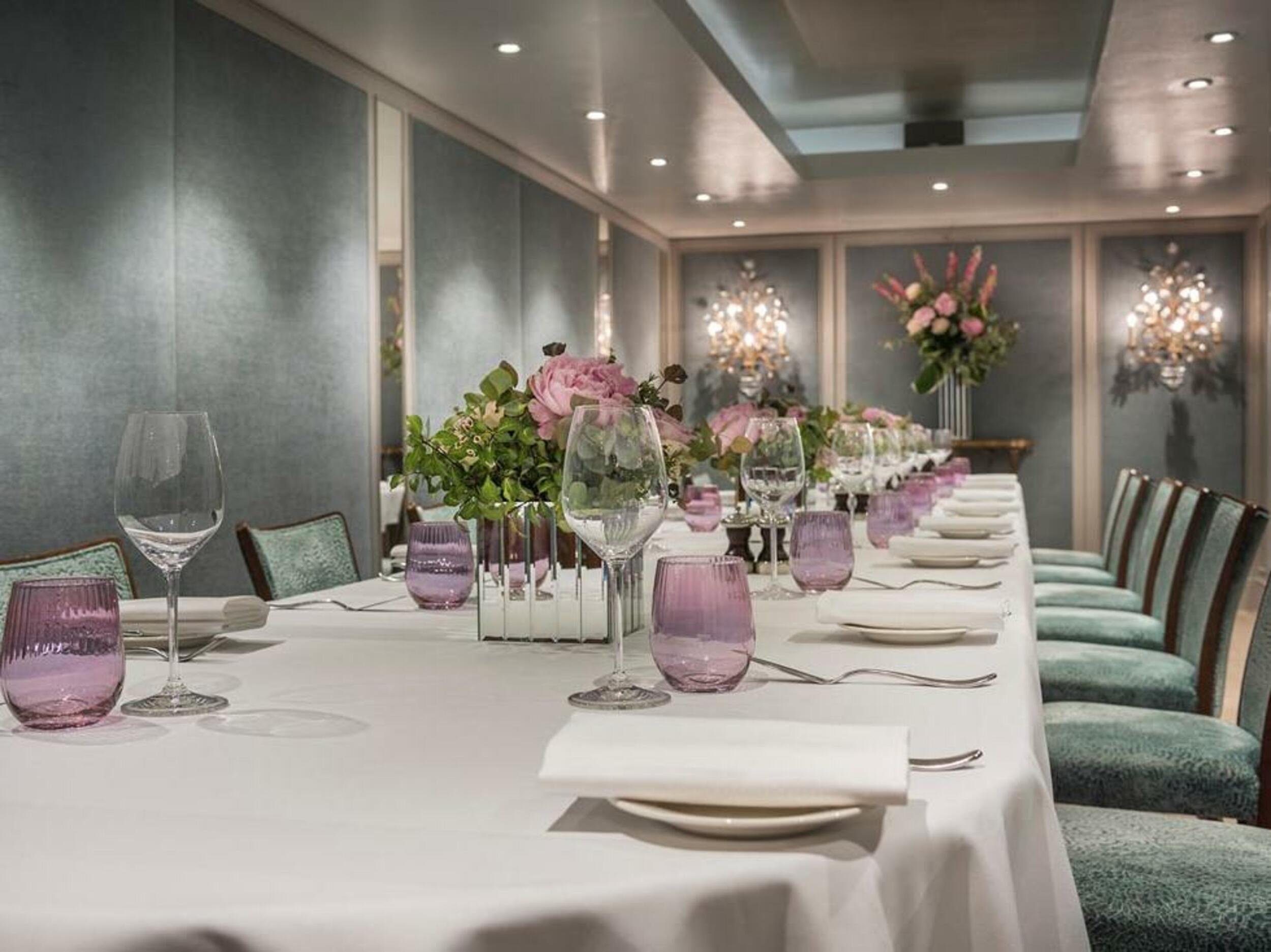 The Capital Hotel, & Townhouse Londres