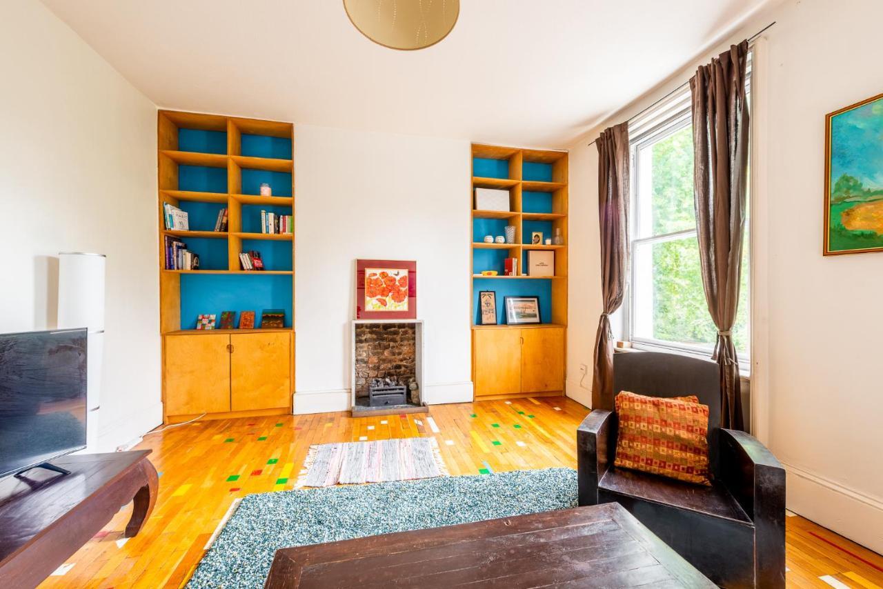 Pass The Keys Charming Duplex Flat By Oval Londres