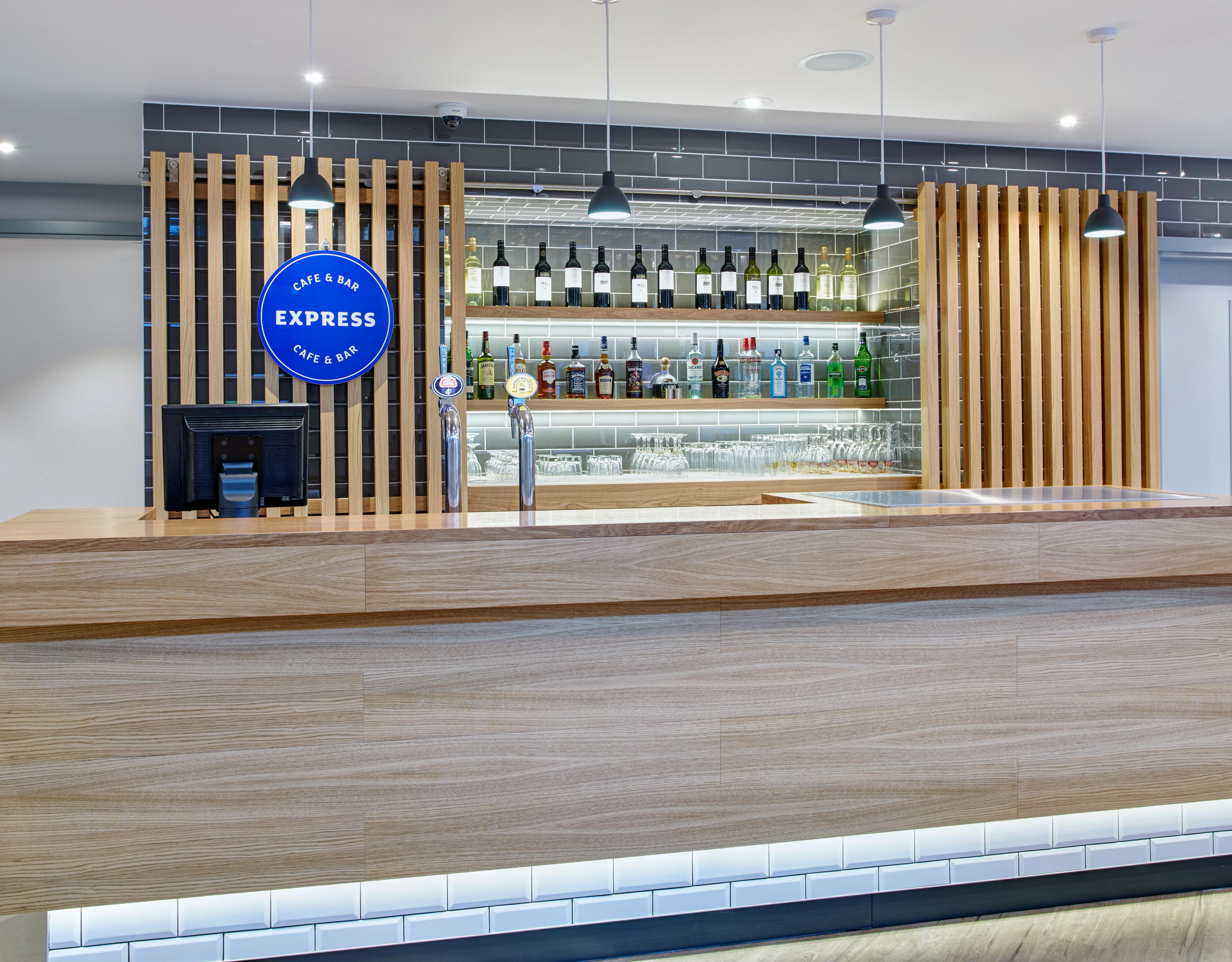 Express London-ealing, An Ihg Londres