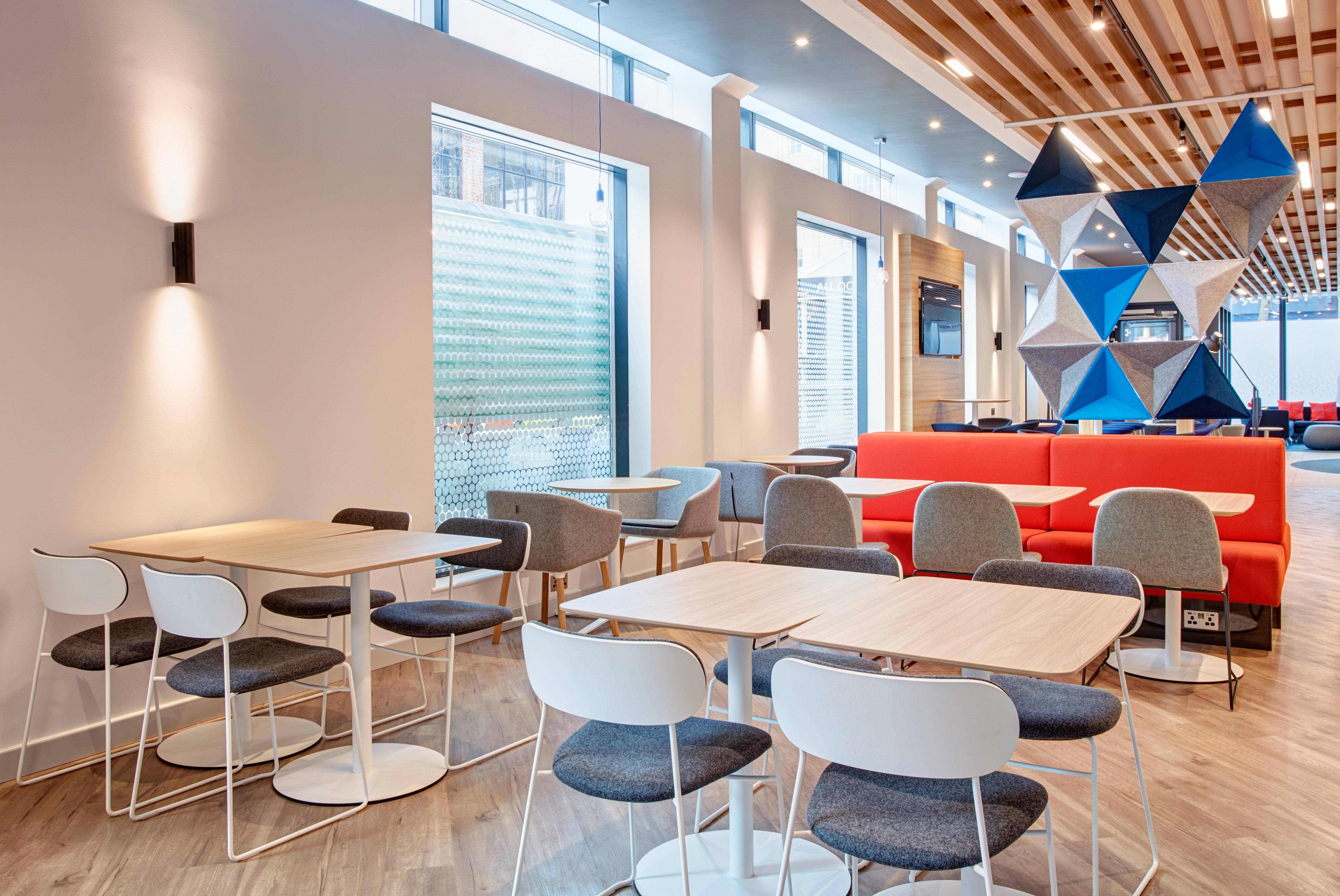 Express London-ealing, An Ihg 3* Londres