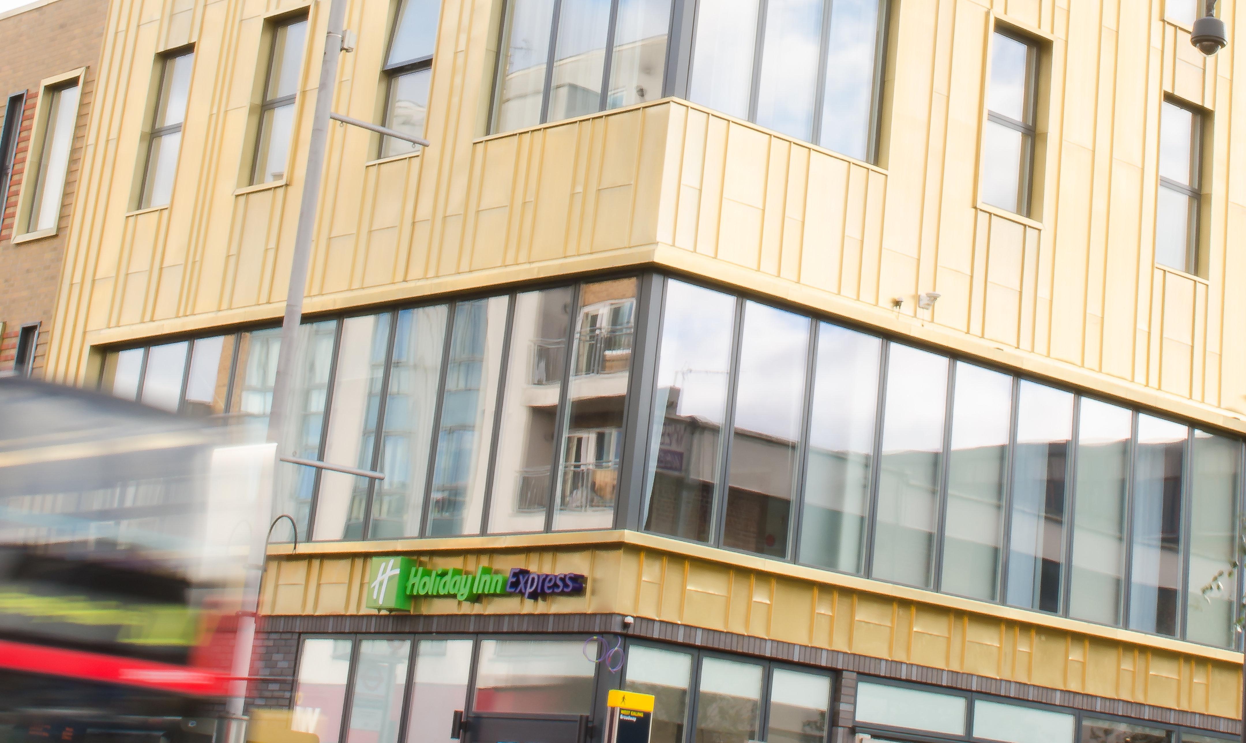 Express London-ealing