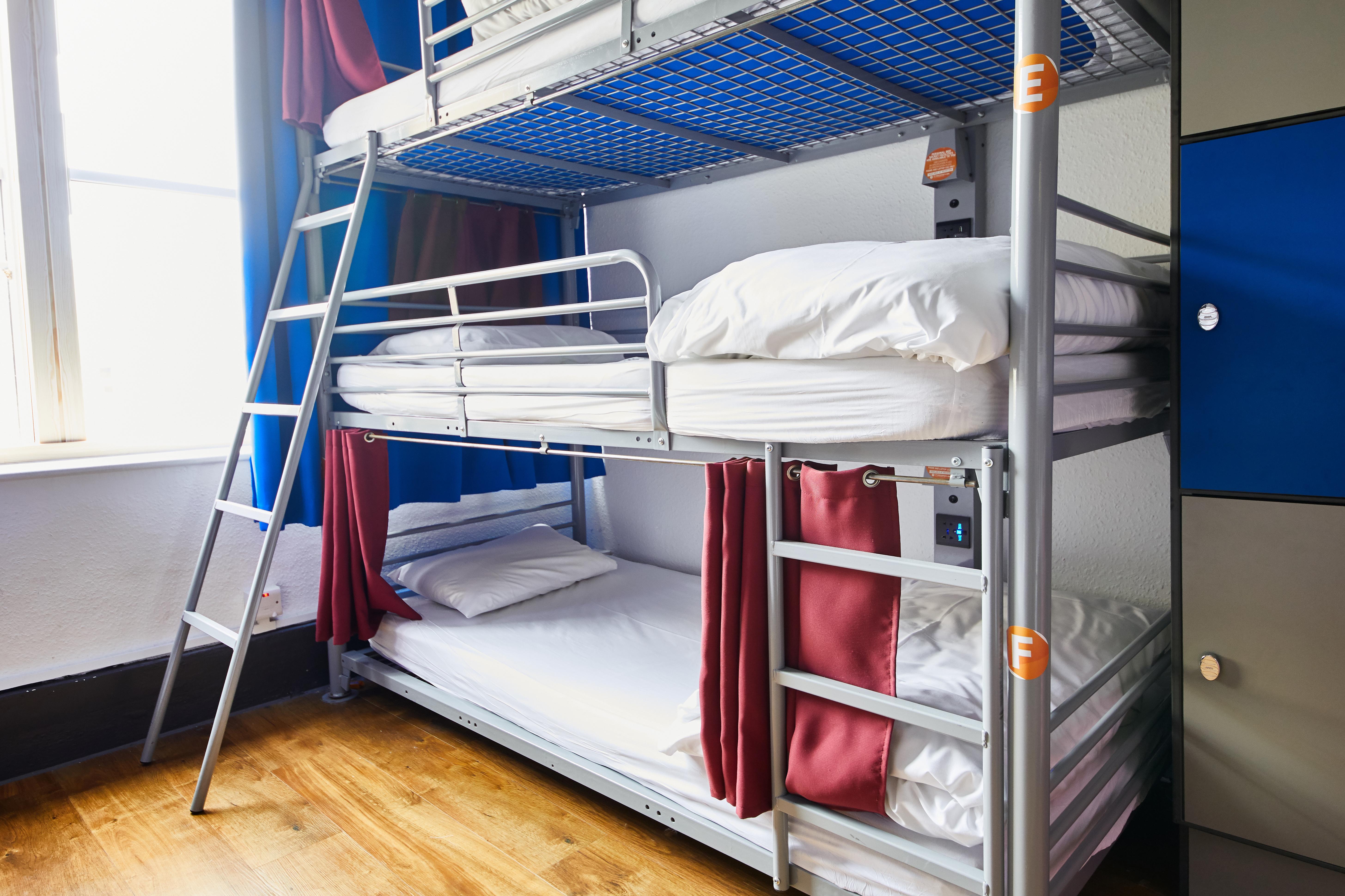 St Christopher's Village - Bridge Hostal *