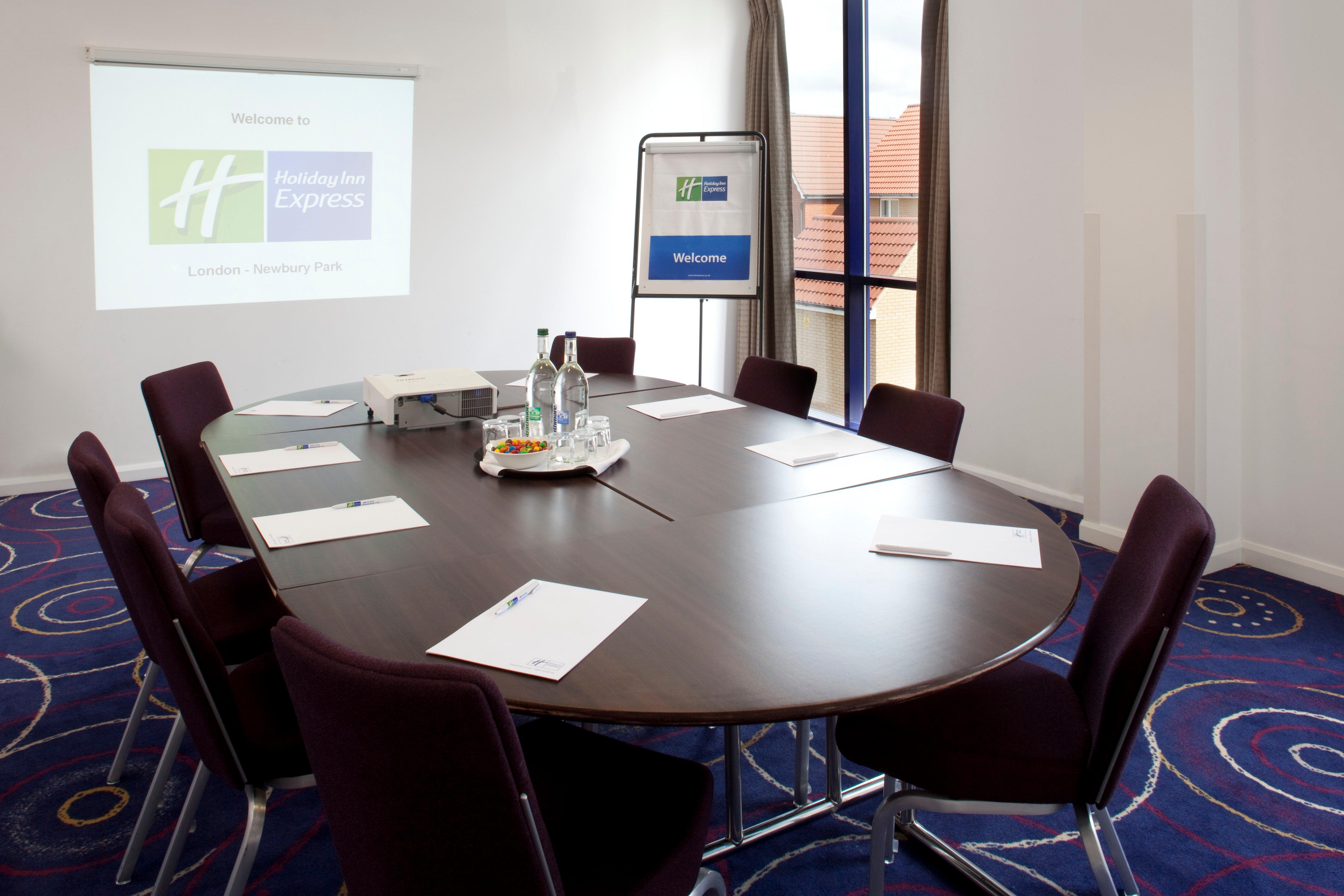 Holiday Express - Newbury Park, An Ihg Hotel Londres