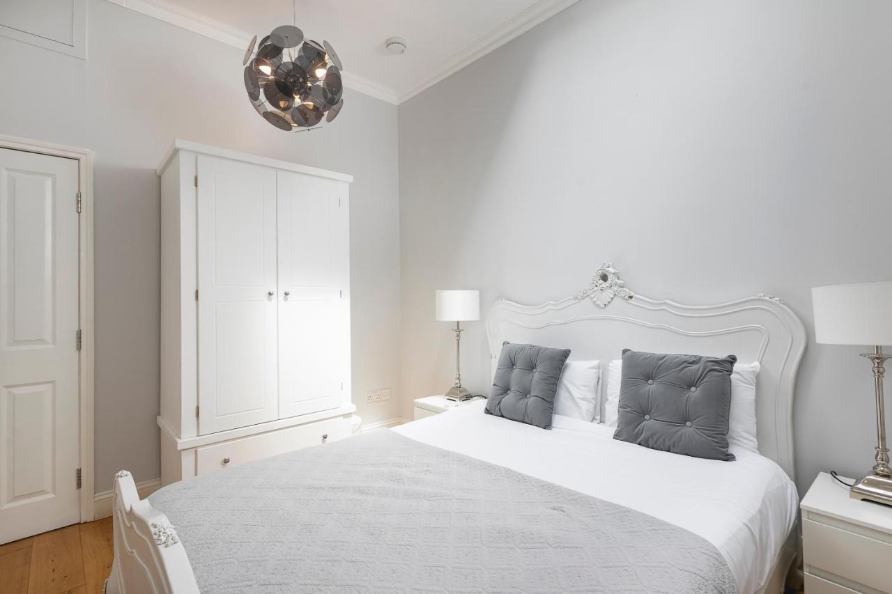 Apartamento Penthousestays Notting Hill - Spacious 3 Bedroom King Bed - Near Portobello Road & Kensington High Street *