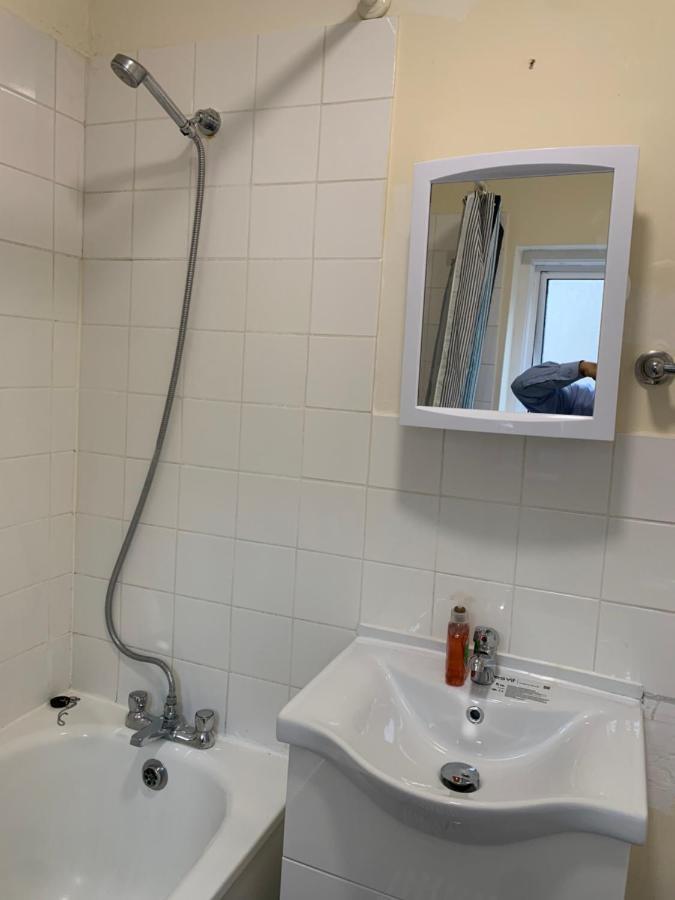 Appartement Amazing And Lovely 2- Bedroom First Floor Flat