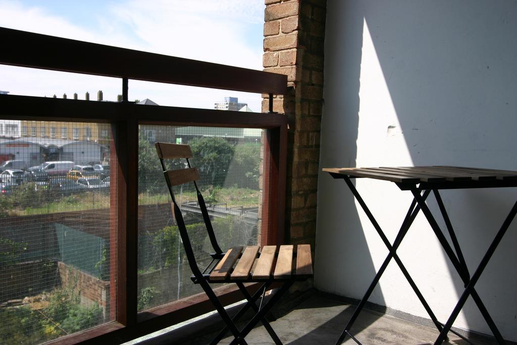 Pensión Lettingeasy - Brownfield *