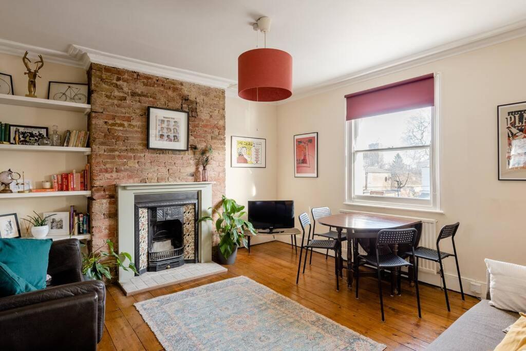 Beautiful Two-floor Flat Near Tube Station * Londres