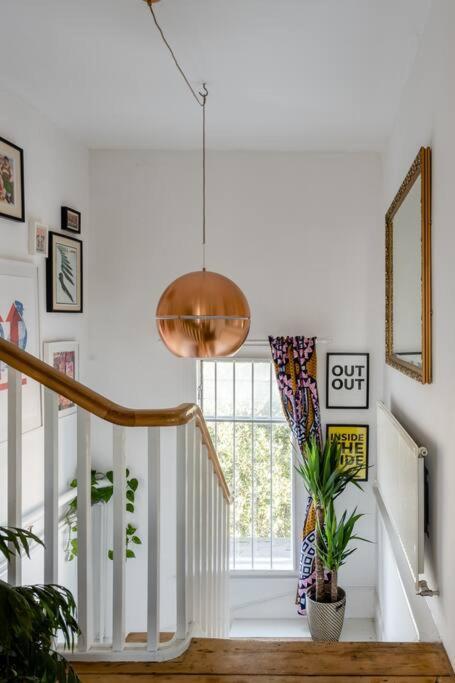 Beautiful Two-floor Flat Near Tube Station