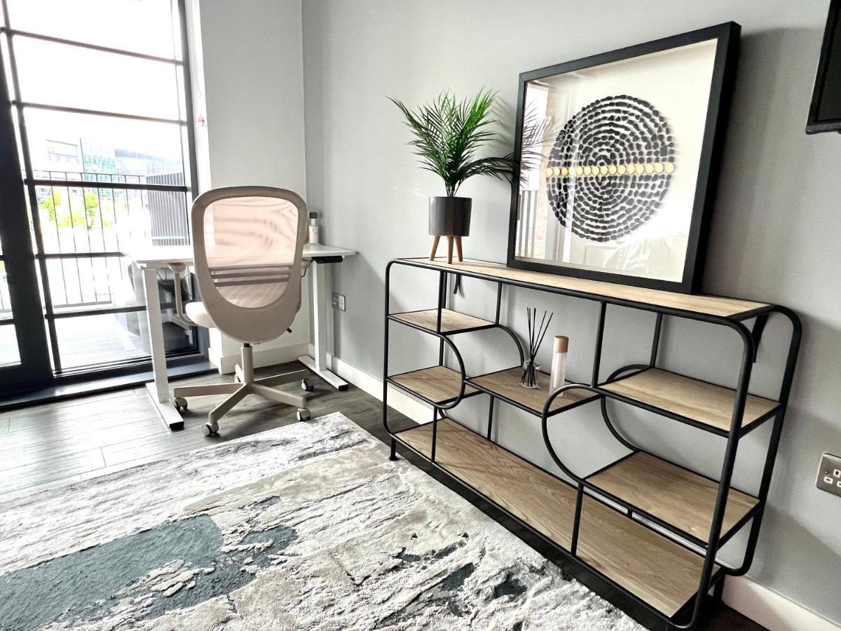 Two Bedroom Ferrum Wembley Park Appartement *