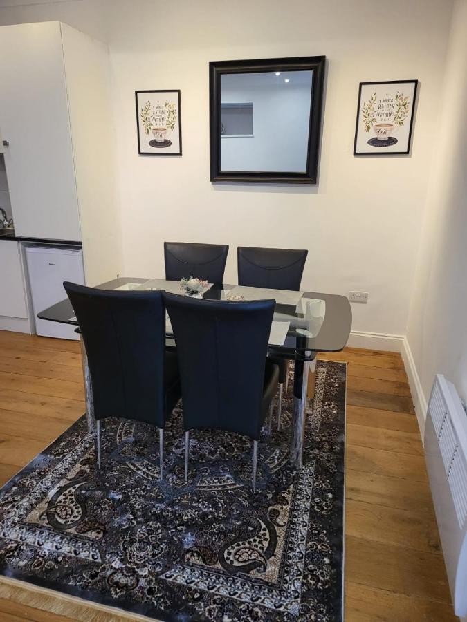 Classy Flat In Fulham Apartment