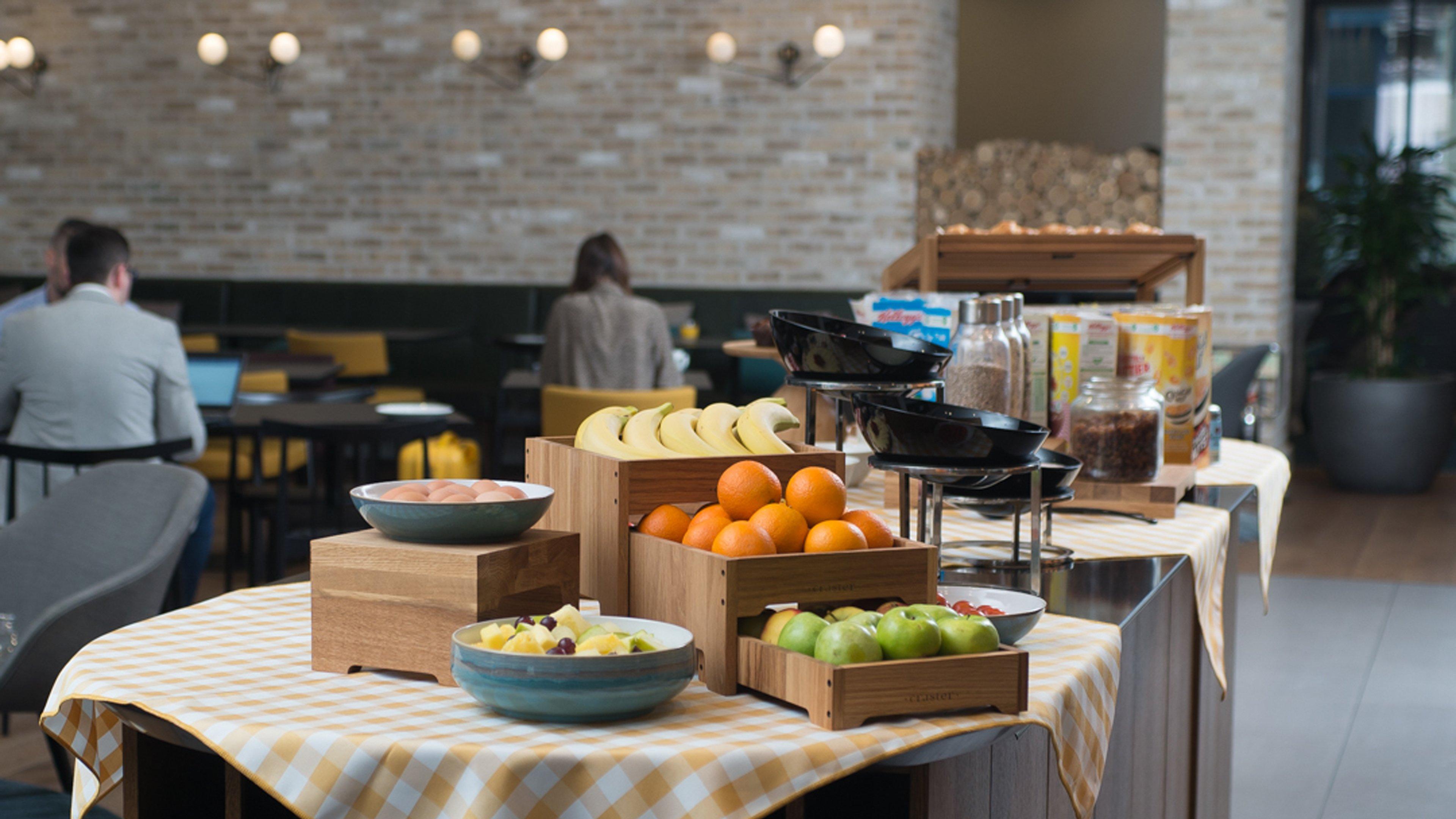 Staybridge London-vauxhall By Ihg Hotel 4*