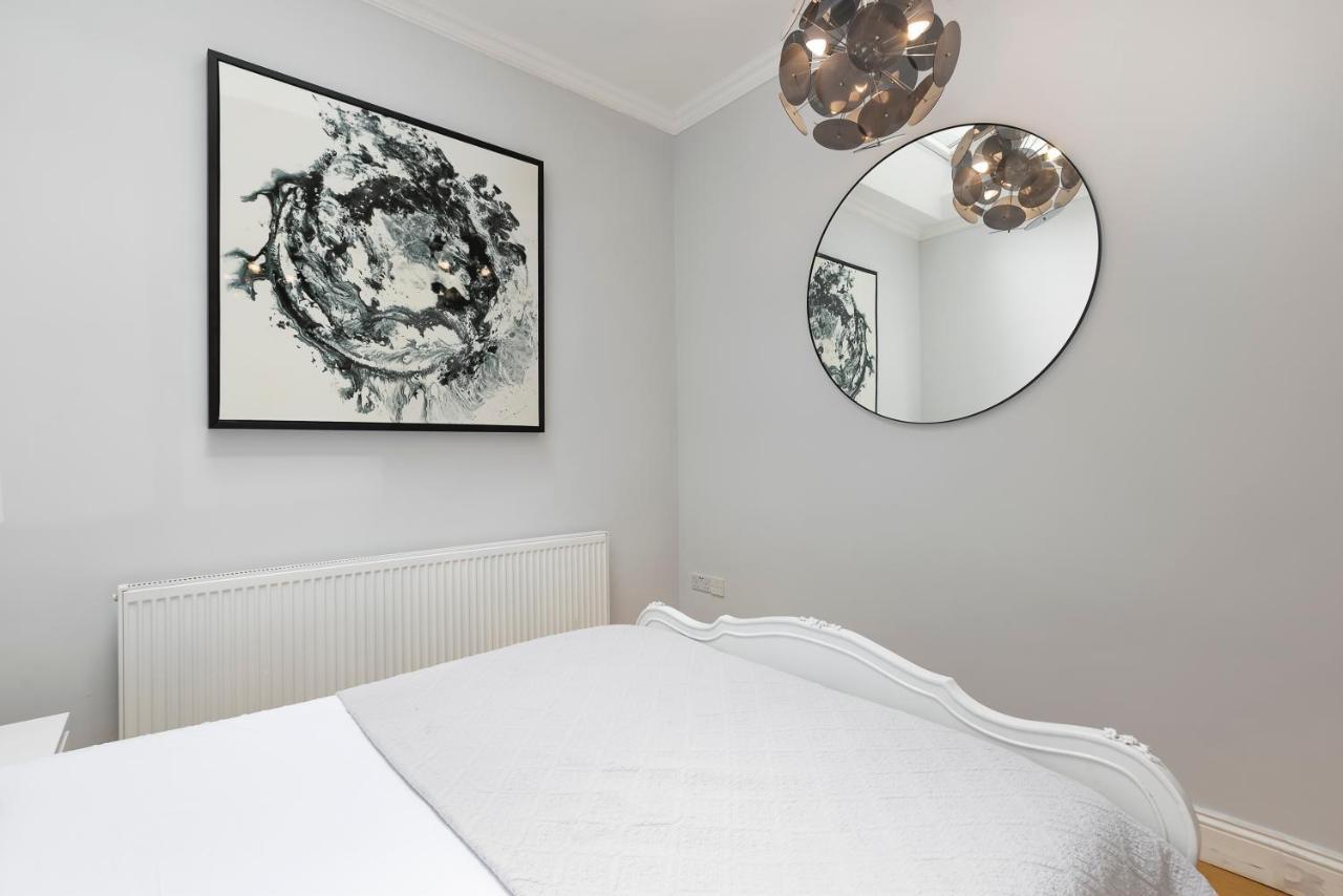 Penthousestays Notting Hill - Spacious 3 Bedroom King Bed - Near Portobello Road & Kensington High Street Apartamento *