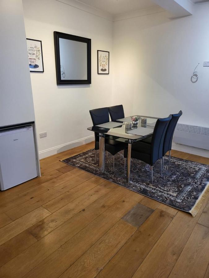 Classy Flat In Fulham Apartment